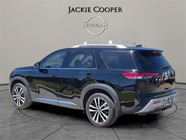 new 2025 Nissan Pathfinder car, priced at $53,101