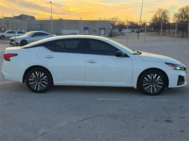 new 2025 Nissan Altima car, priced at $28,900