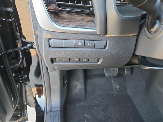 new 2025 Nissan Rogue car, priced at $40,913