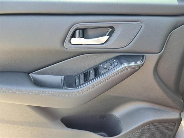 new 2025 Nissan Rogue car, priced at $31,665