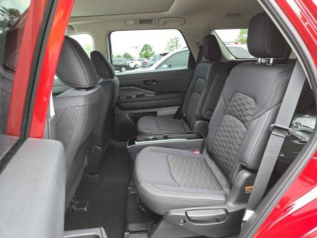 new 2025 Nissan Pathfinder car, priced at $42,012