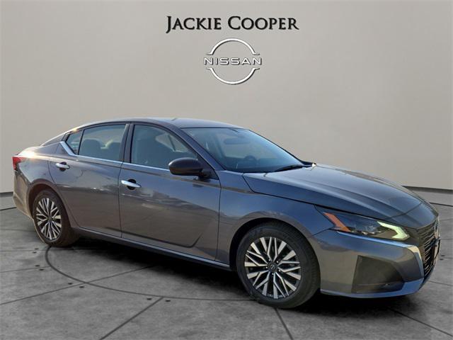 used 2024 Nissan Altima car, priced at $20,990