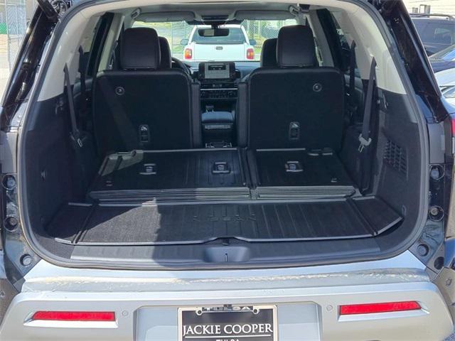 new 2025 Nissan Pathfinder car, priced at $54,019
