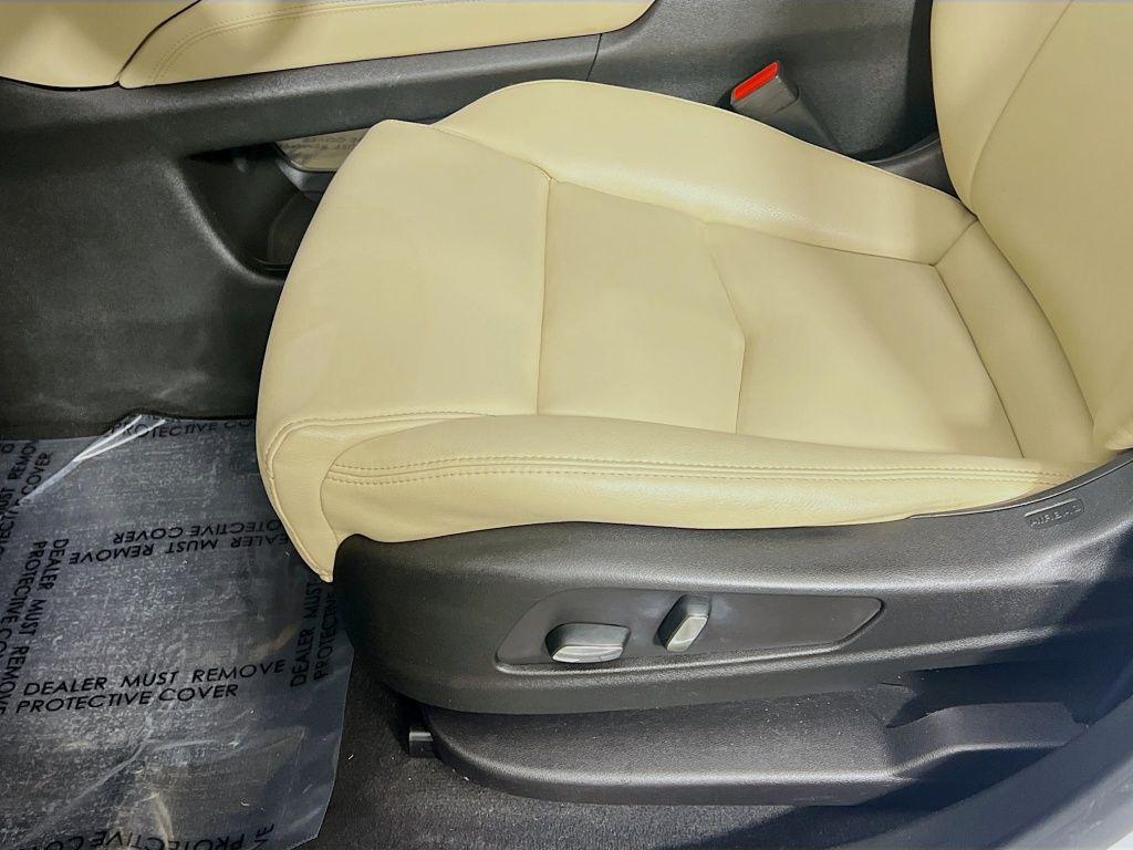 used 2017 Cadillac XT5 car, priced at $14,228