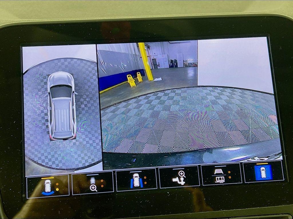 used 2022 Chevrolet Equinox car, priced at $19,169