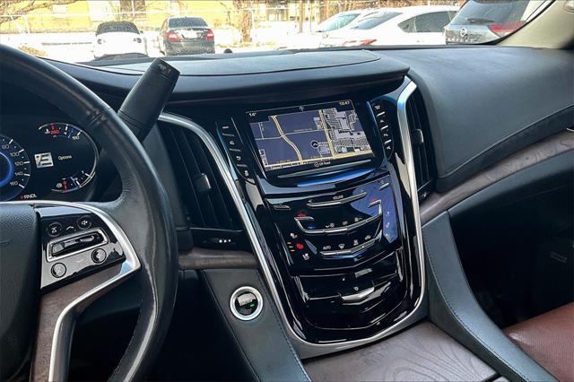 used 2019 Cadillac Escalade ESV car, priced at $32,811