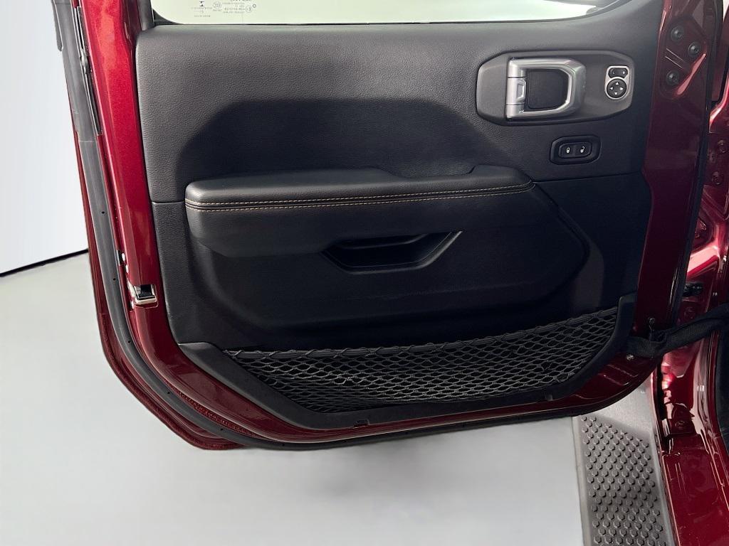 used 2021 Jeep Wrangler Unlimited car, priced at $33,100