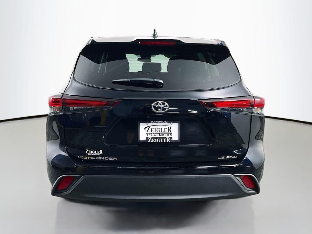 used 2024 Toyota Highlander car, priced at $34,341
