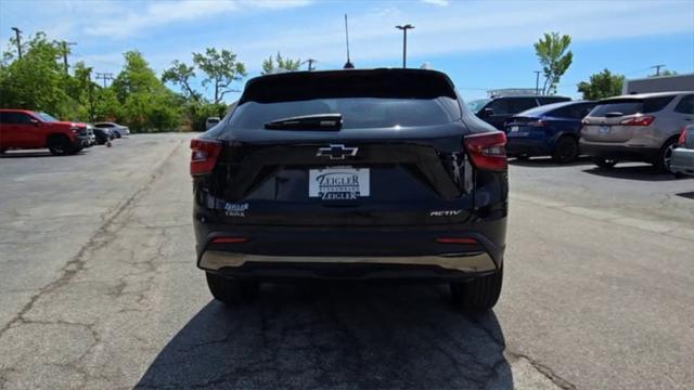 new 2025 Chevrolet Trax car, priced at $25,000