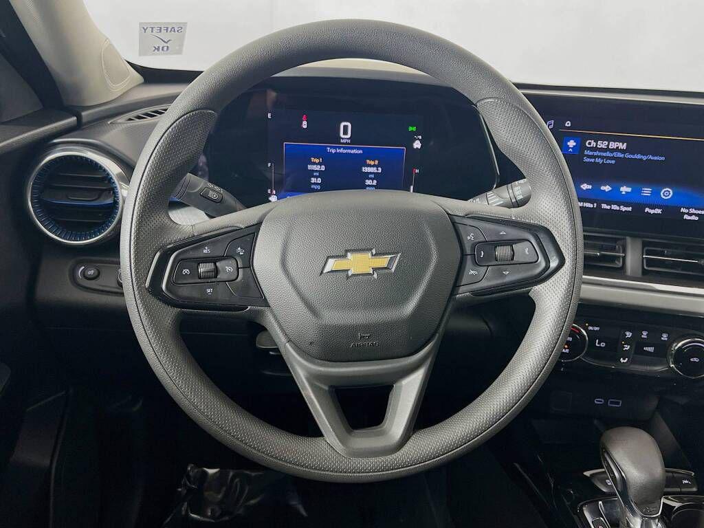 used 2025 Chevrolet Trax car, priced at $20,979