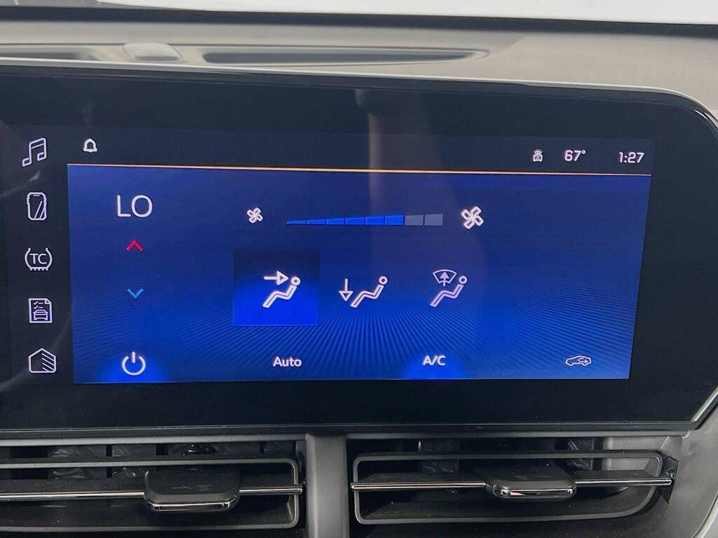 used 2025 Chevrolet Trax car, priced at $20,979