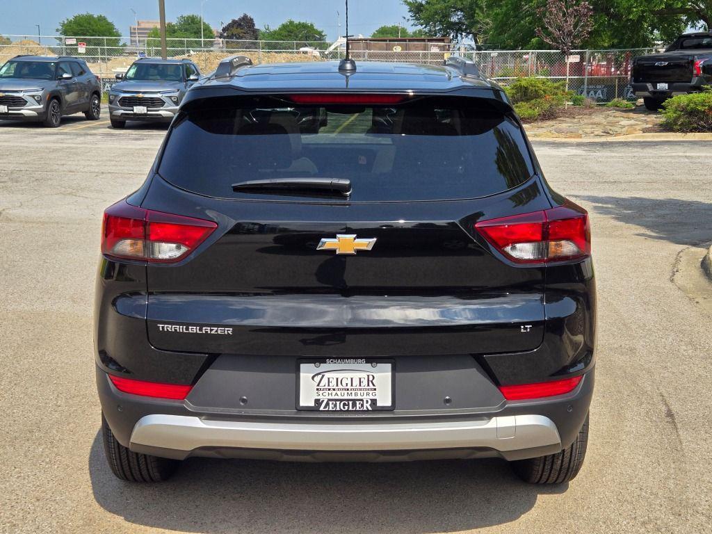 new 2026 Chevrolet TrailBlazer car, priced at $25,430