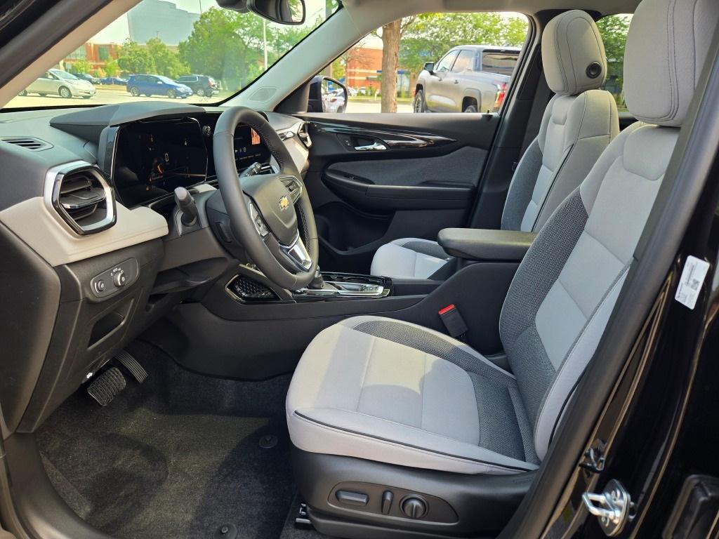 new 2026 Chevrolet TrailBlazer car, priced at $27,204