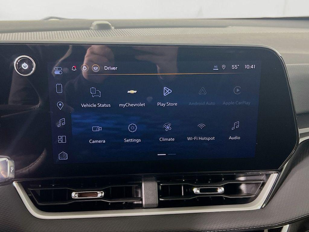 new 2026 Chevrolet Equinox car, priced at $28,310