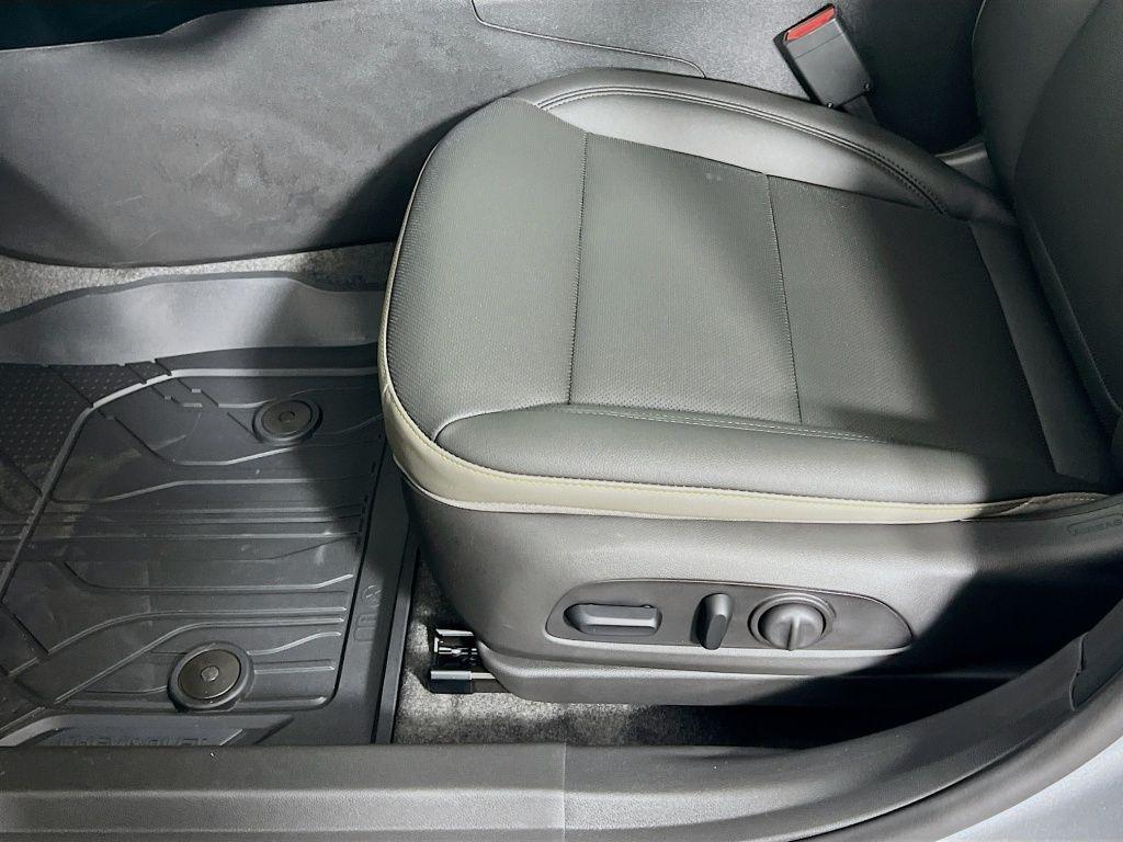 new 2026 Chevrolet Trax car, priced at $27,276