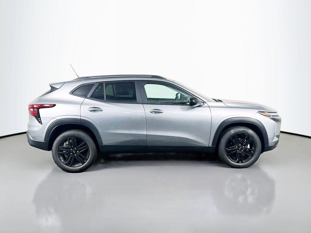 new 2026 Chevrolet Trax car, priced at $27,276