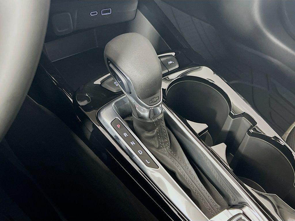 new 2026 Chevrolet Trax car, priced at $27,276