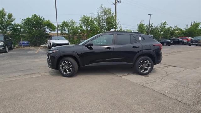 new 2025 Chevrolet Trax car, priced at $24,406