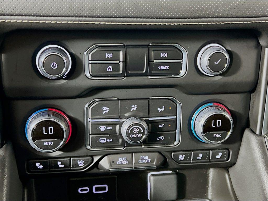 used 2024 Chevrolet Tahoe car, priced at $60,989