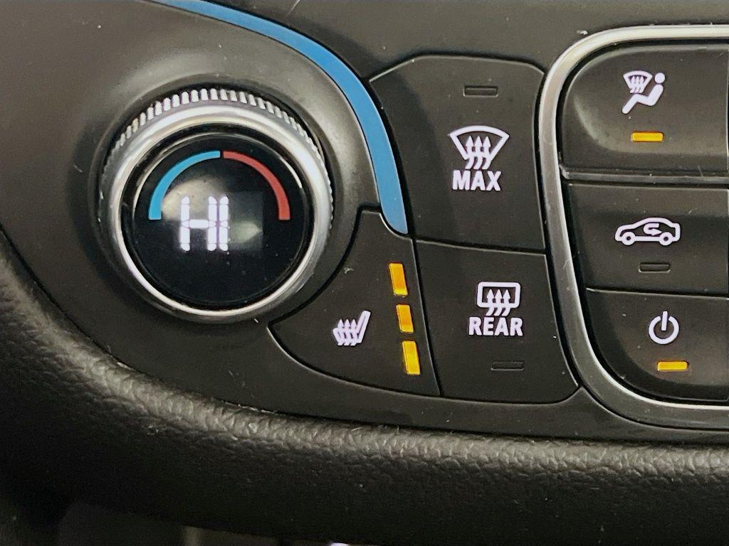 used 2022 Chevrolet Equinox car, priced at $21,938