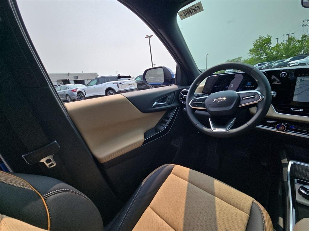 new 2026 Chevrolet Equinox car, priced at $35,400