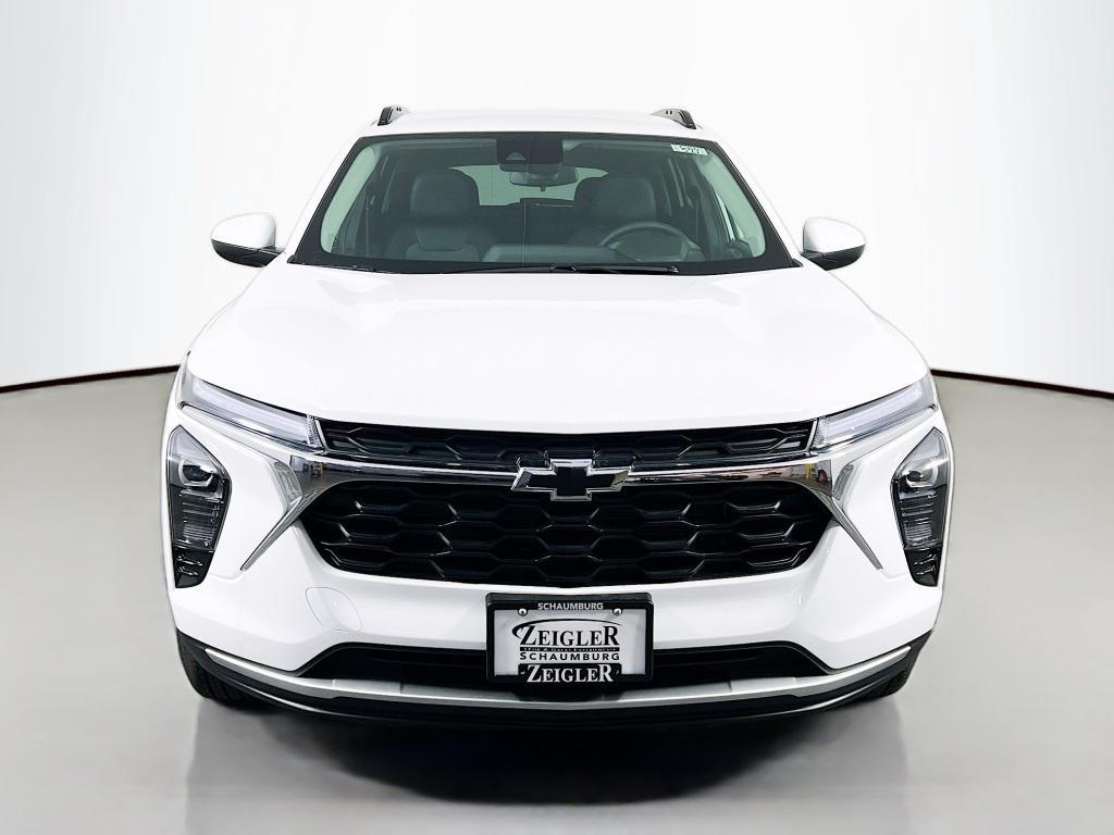 new 2025 Chevrolet Trax car, priced at $23,457