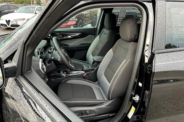 new 2025 Chevrolet TrailBlazer car, priced at $27,755