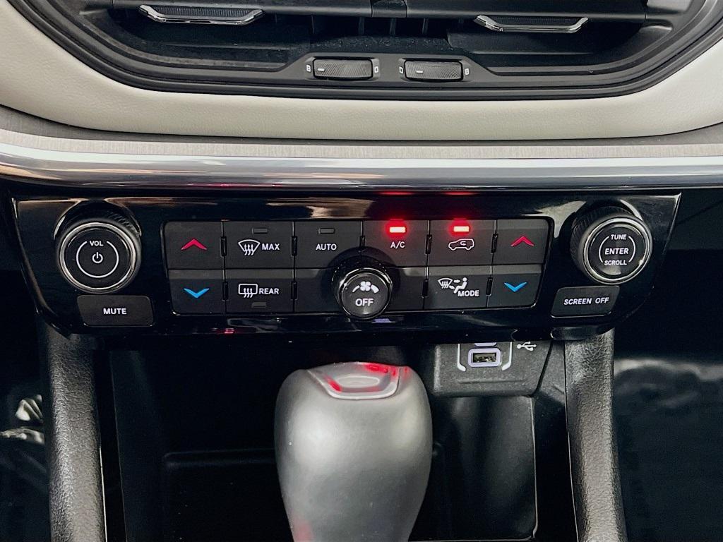 used 2022 Jeep Compass car, priced at $22,800