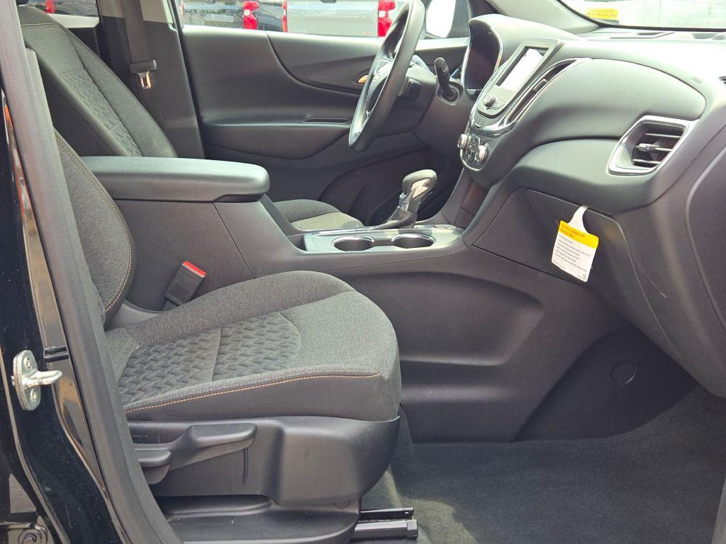 used 2022 Chevrolet Equinox car, priced at $20,114