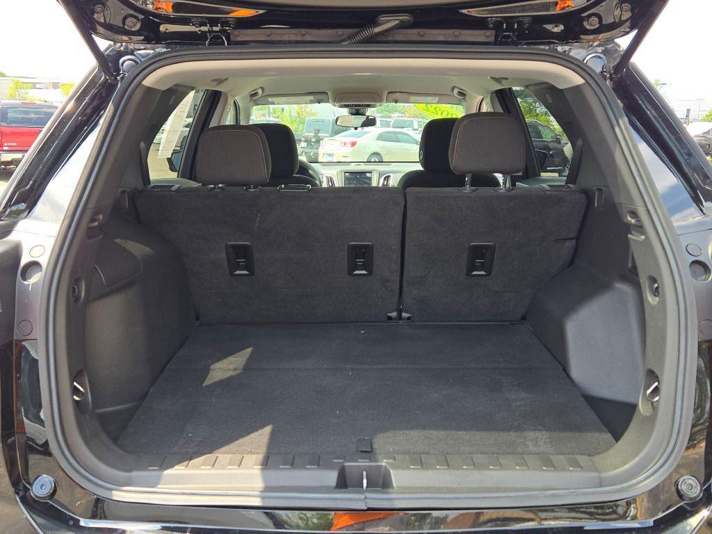 used 2022 Chevrolet Equinox car, priced at $20,114