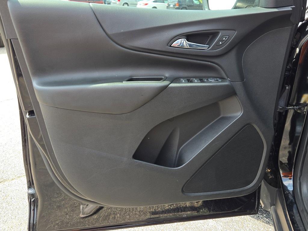 used 2022 Chevrolet Equinox car, priced at $21,500