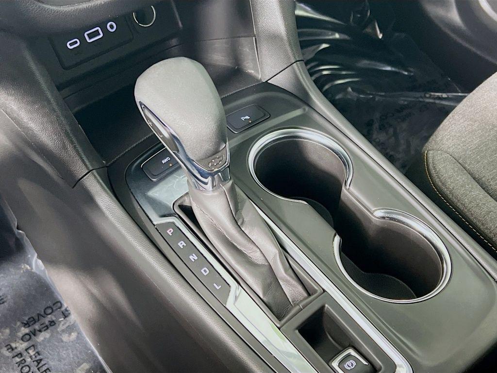 used 2024 Chevrolet Equinox car, priced at $18,751