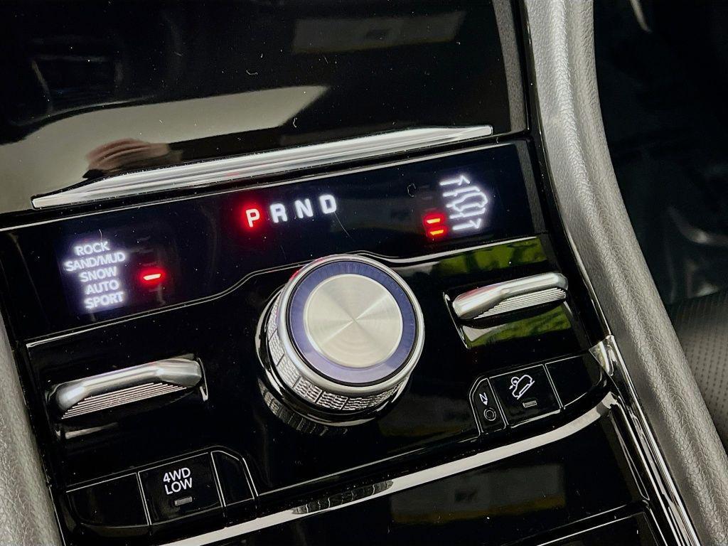 used 2025 Jeep Grand Cherokee car, priced at $49,016