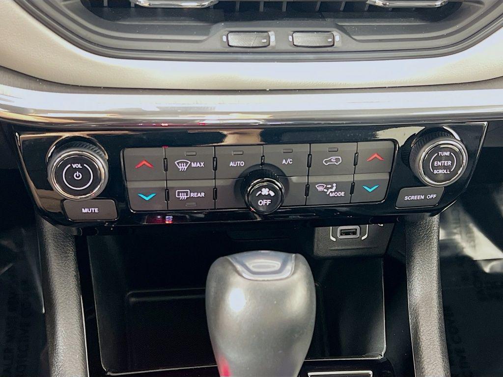 used 2022 Jeep Compass car, priced at $21,466