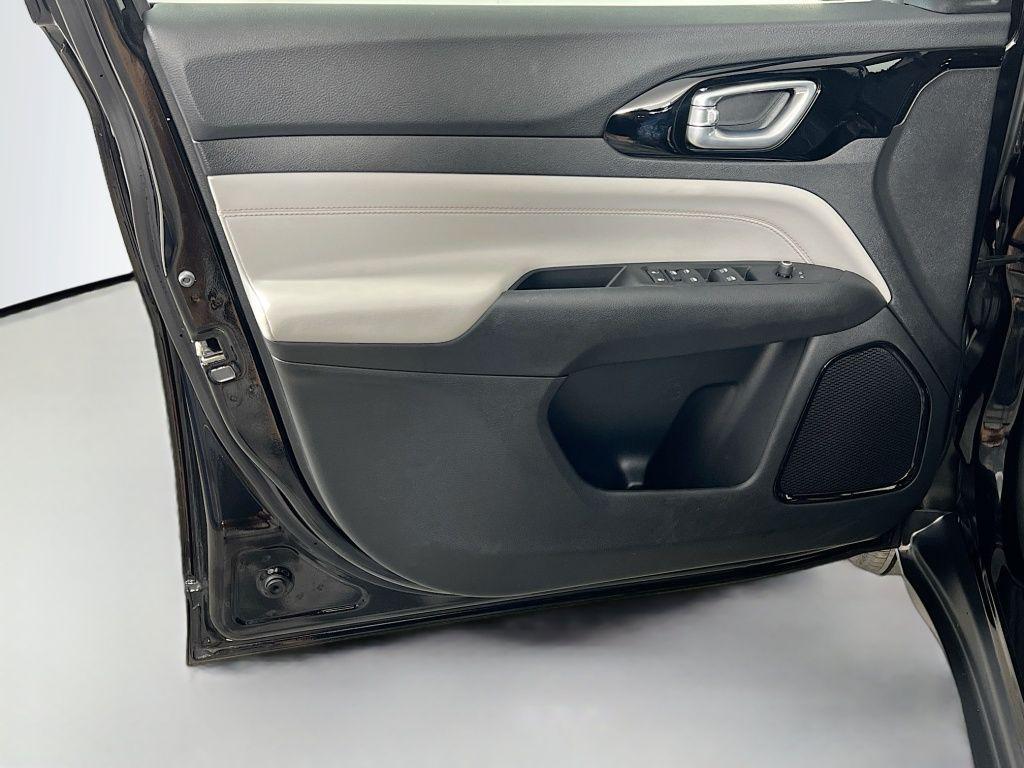 used 2022 Jeep Compass car, priced at $21,466