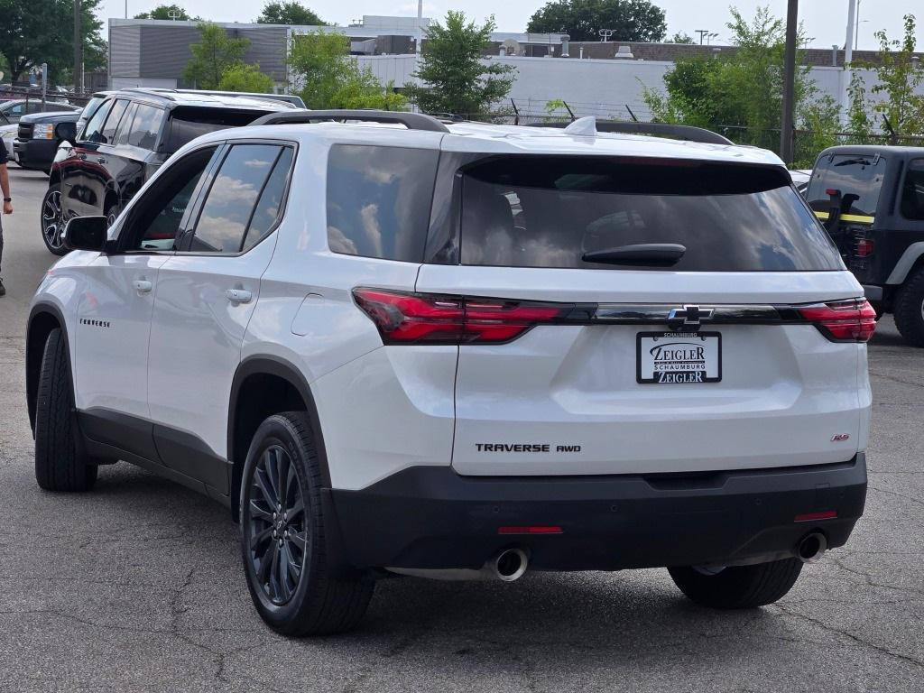 used 2022 Chevrolet Traverse car, priced at $33,900