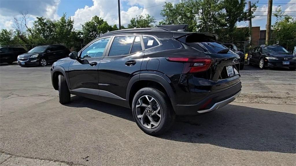 new 2025 Chevrolet Trax car, priced at $23,901