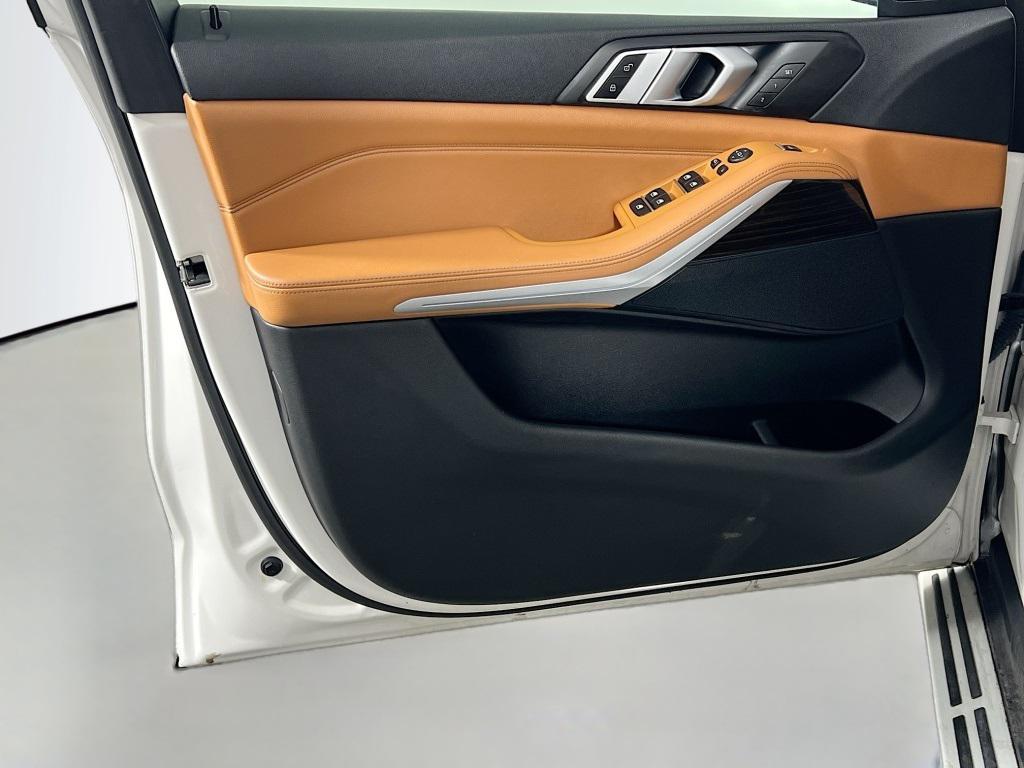 used 2019 BMW X5 car, priced at $26,100
