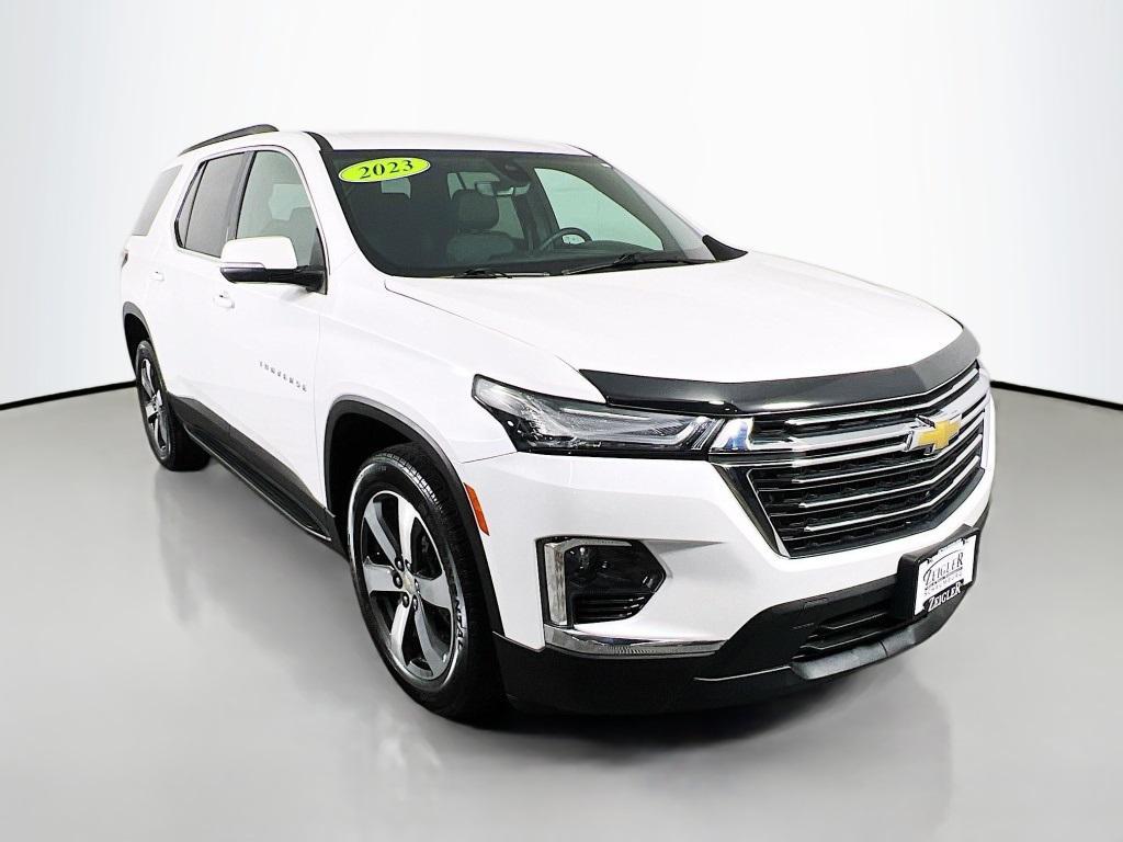 used 2023 Chevrolet Traverse car, priced at $31,695