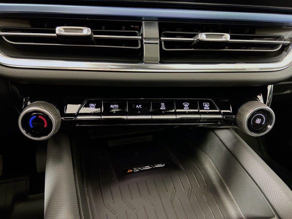 new 2026 Chevrolet Equinox EV car, priced at $40,289