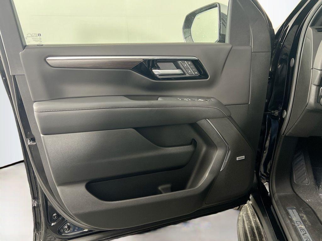 new 2026 Chevrolet Suburban car, priced at $85,707