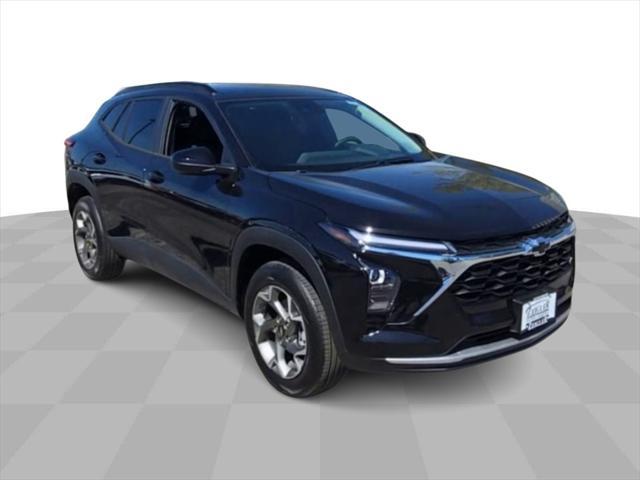 new 2025 Chevrolet Trax car, priced at $23,500