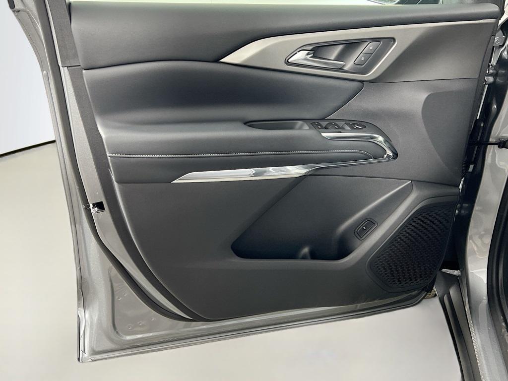 new 2026 Chevrolet Traverse car, priced at $44,512