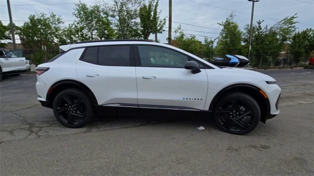 new 2025 Chevrolet Equinox EV car, priced at $43,614