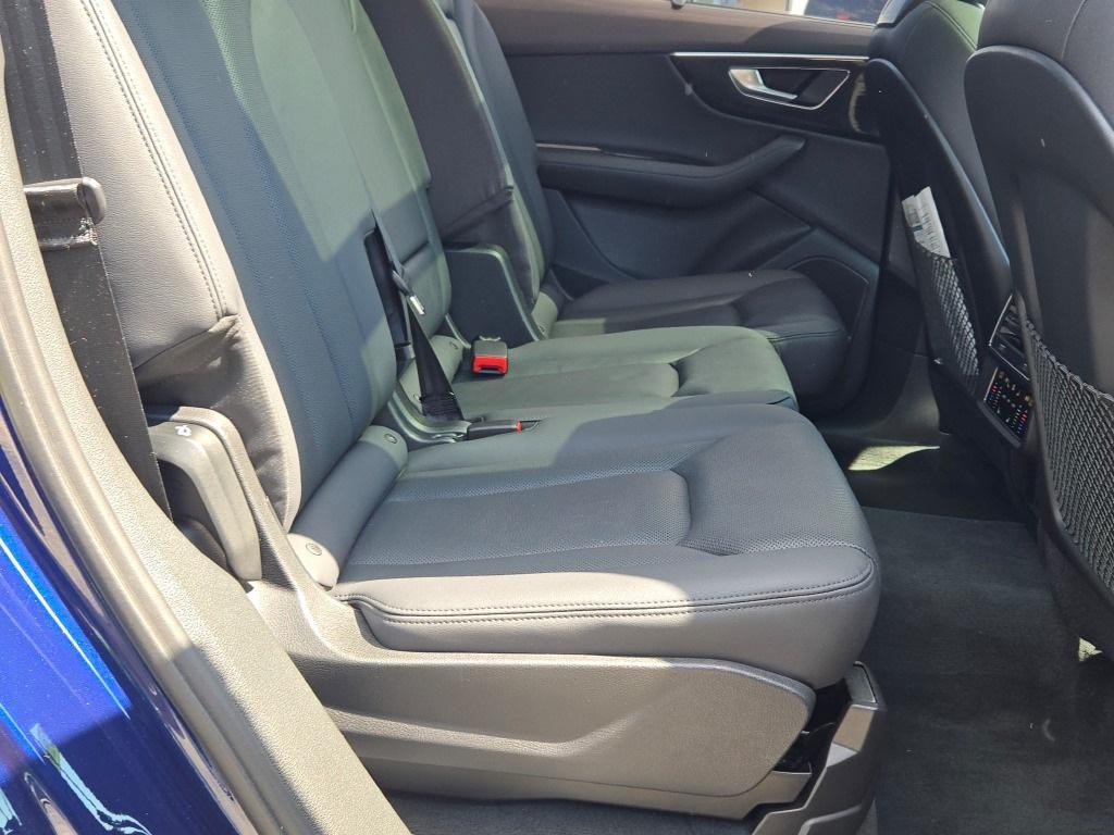used 2023 Audi Q7 car, priced at $44,600