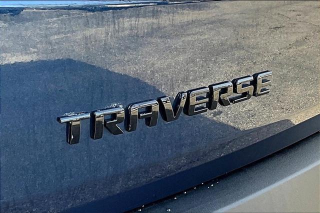 used 2022 Chevrolet Traverse car, priced at $26,538