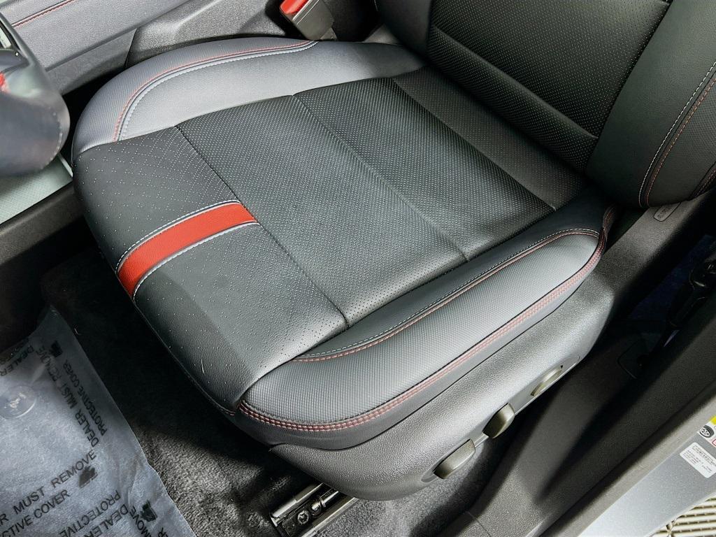 used 2024 Chevrolet Traverse car, priced at $50,800