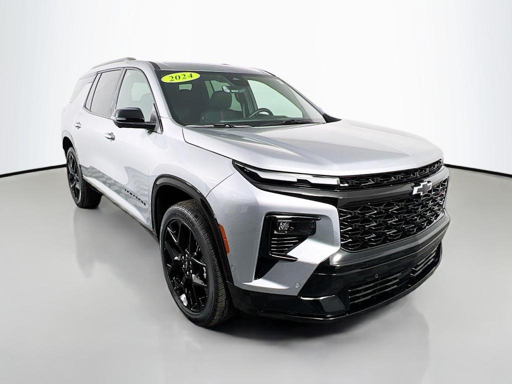 used 2024 Chevrolet Traverse car, priced at $50,800