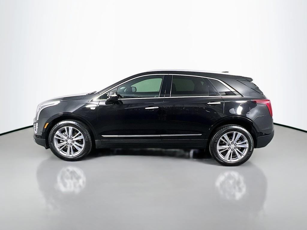 used 2024 Cadillac XT5 car, priced at $40,657