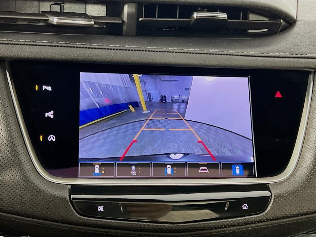 used 2024 Cadillac XT5 car, priced at $40,657
